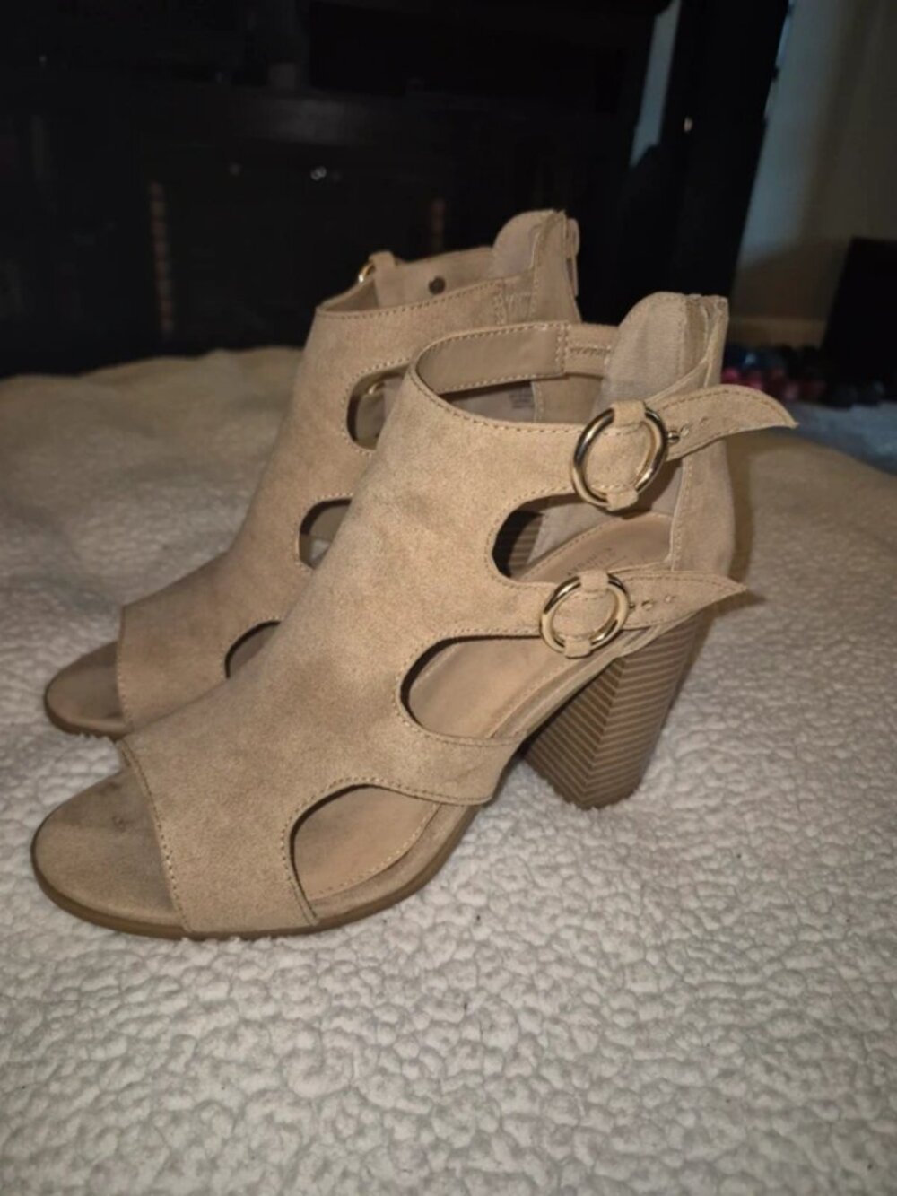 Apt. 9 defined comfort size 8